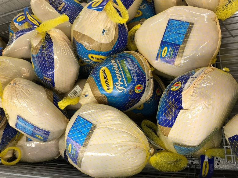 6 days out: Buy and begin defrosting a frozen turkey (45 minutes)