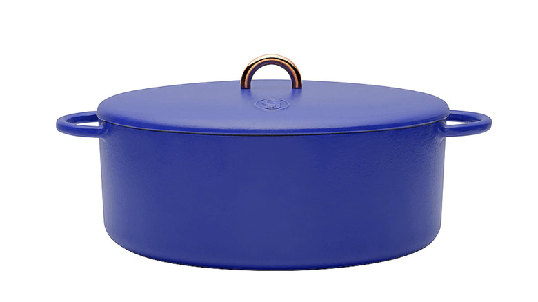 The Dutchess 6.75-quart dutch oven