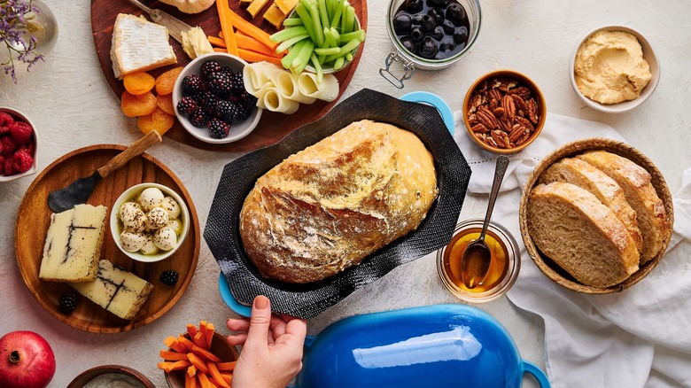 LoafNest dutch oven