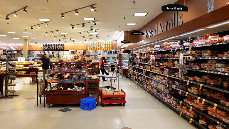 People browsing Kroger bakery