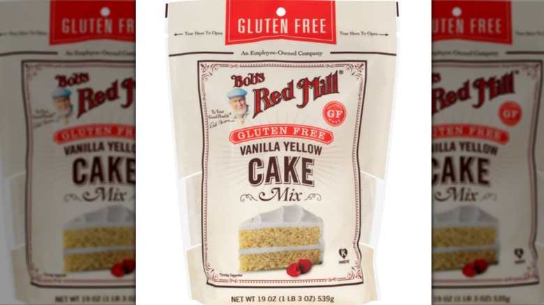 Bag of Bob's Red Mill Yellow Cake Mix