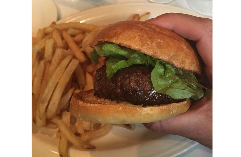 #20 Hamburger, Keens Steakhouse, New York