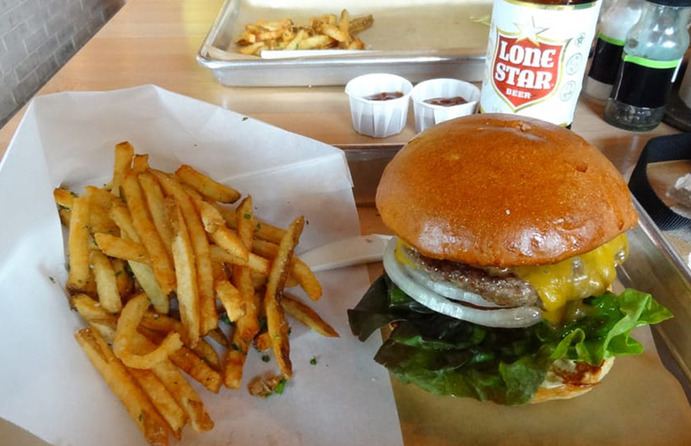 #56 The Classic Burger, Hopdoddy Burger Bar (Austin, Texas)