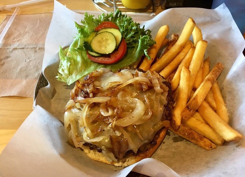 #91 The Western, Black Hills Burger & Bun Co. (Custer, South Dakota)