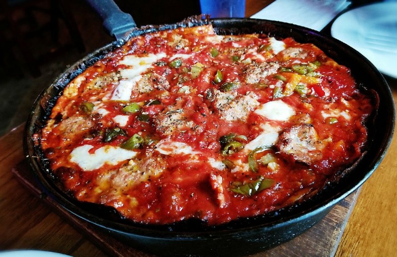 #17 Pequod's (Chicago, Illinois)