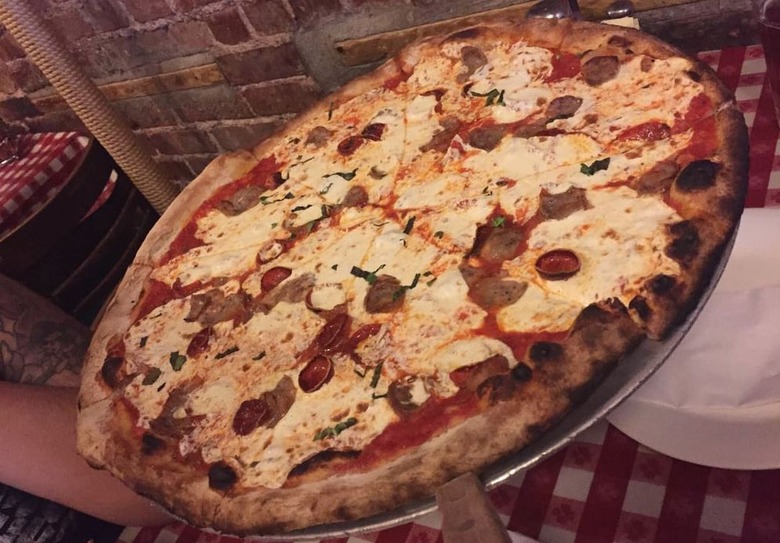 #19 Lombardi's (New York, New York)