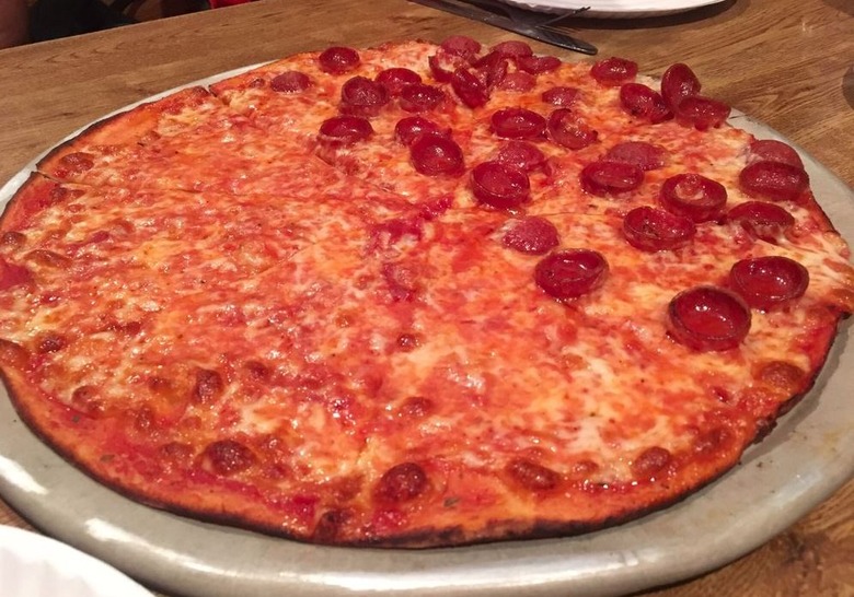 #32 Star Tavern Pizzeria (Orange, New Jersey)