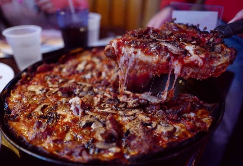 #4 Pequod's (Chicago, Illinois)