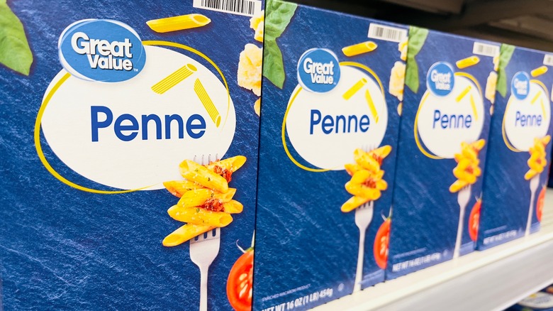 Boxes of Great Value penne at Walmart 