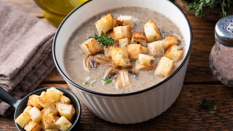 Mushroom soup with croutons