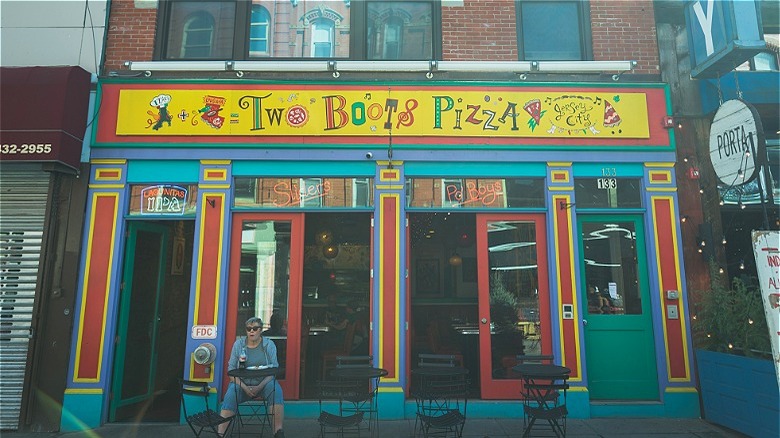 Two Boots pizzeria 