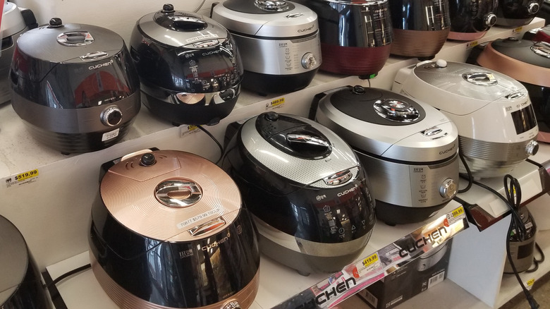 If you're into making rice bowls, this $25 mini rice cooker makes it super  easy to meal prep