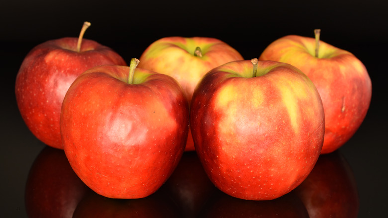 Five Jonathan apples