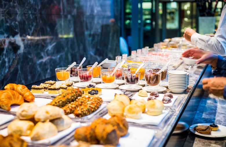 The 14 Best AllYouCanEat Buffets in America