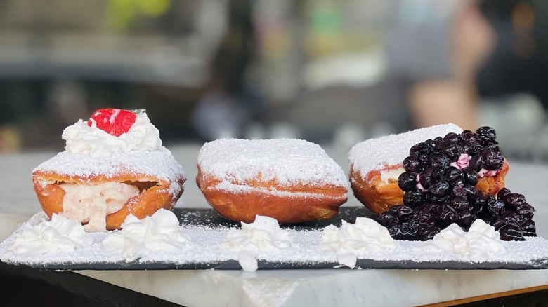 beignet flight