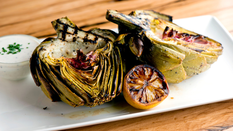 plate with grilled artichokes