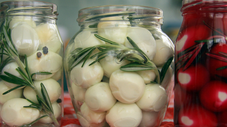 pickled eggs in jars