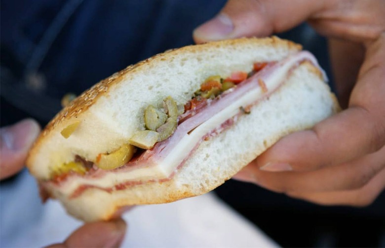 Central Grocery, New Orleans: Muffuletta