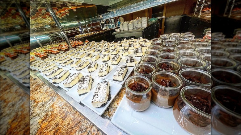 cake selection at buffet bellagio