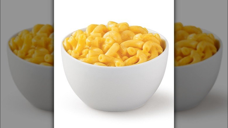 Golden Chick mac and cheese