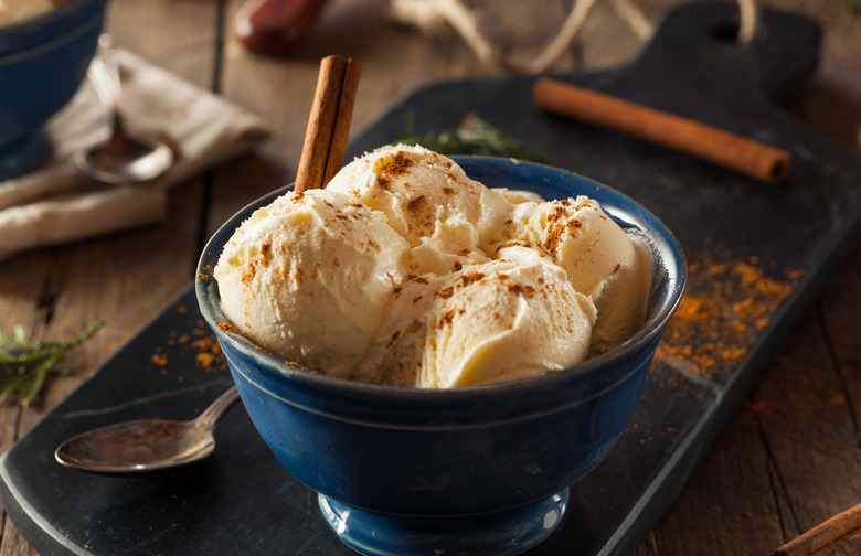 Cinnamon Roll Ice Cream