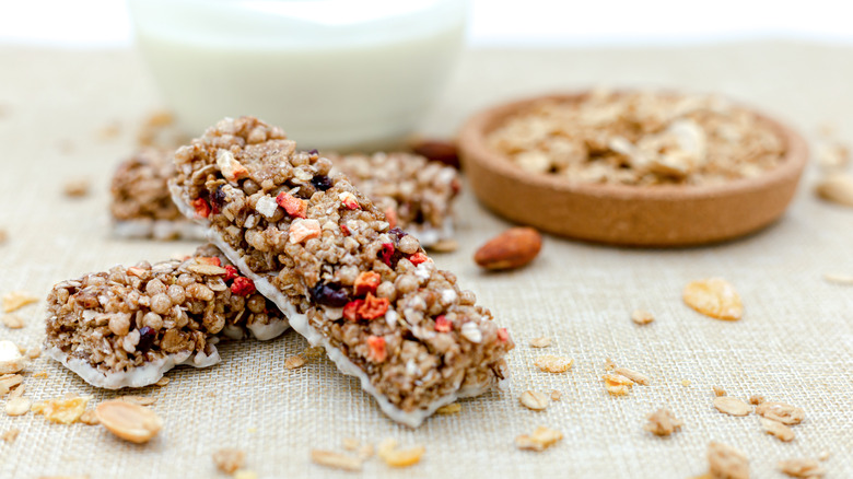 granola bars