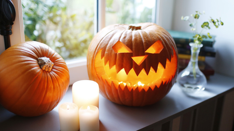 jack o lantern on counter