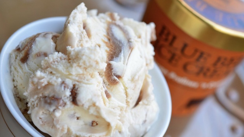 Blue Bell pecan pralines ice cream