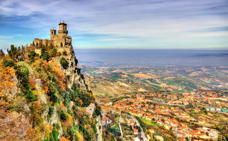 San Marino (60,000 visitors)