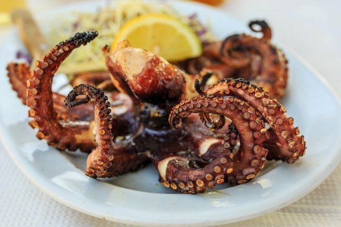 Grilled Octopus With Lemon and Olive Oil