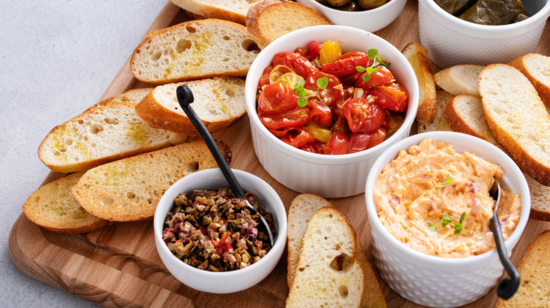 dips with crostini