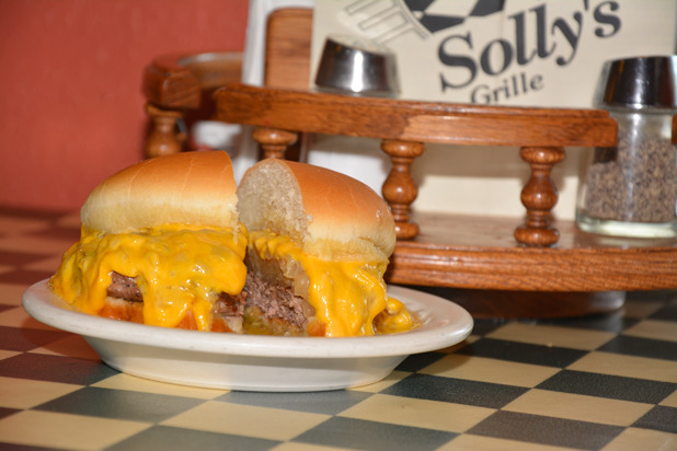 33) Original Solly Burger, Solly's Grille (Milwaukee)