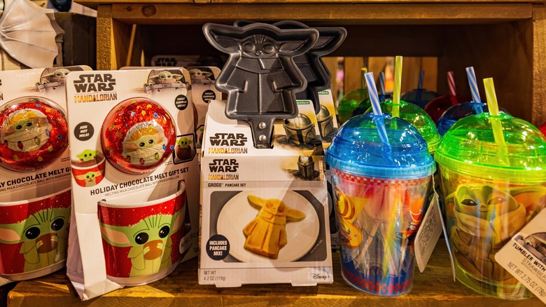 Cracker Barrel finds star wars