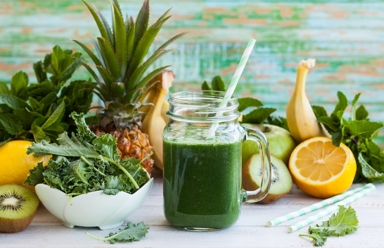 The Tropical Kale Smoothie 