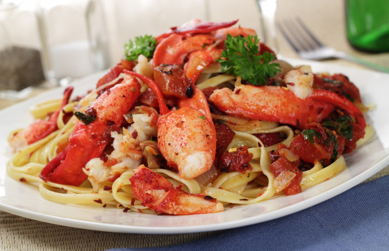 Lobster Linguine with White Wine Sauce