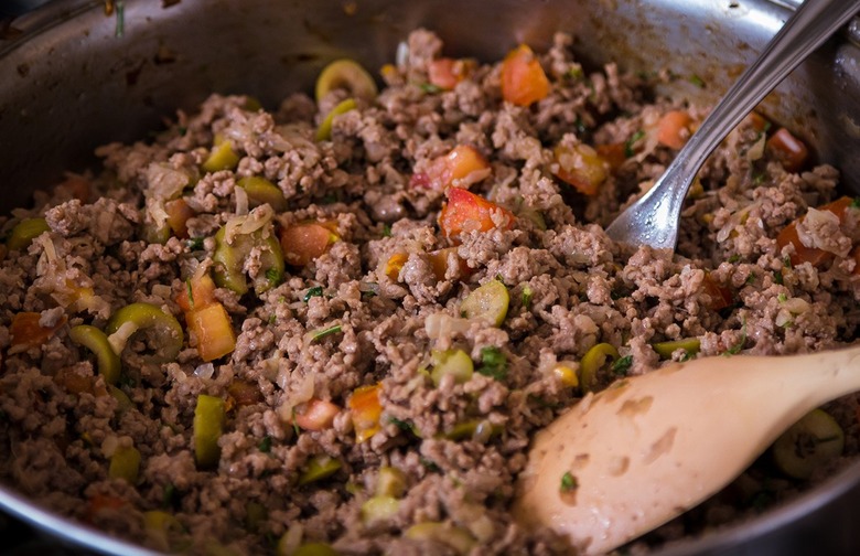 #26 Ground Beef With Onions and Peppers 