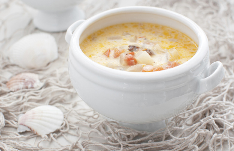 Alaska: Salmon Chowder