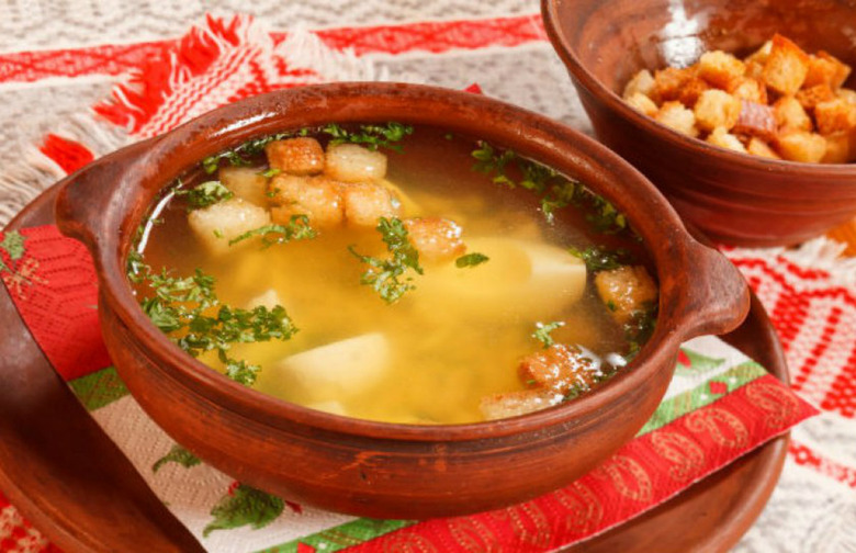 New Hampshire: Turkey Consommé with Cranberry Walnut Chutney