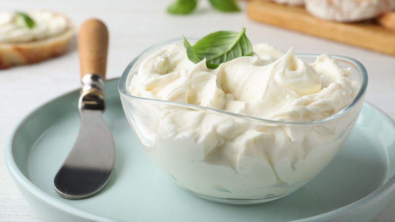 Cream cheese with basil