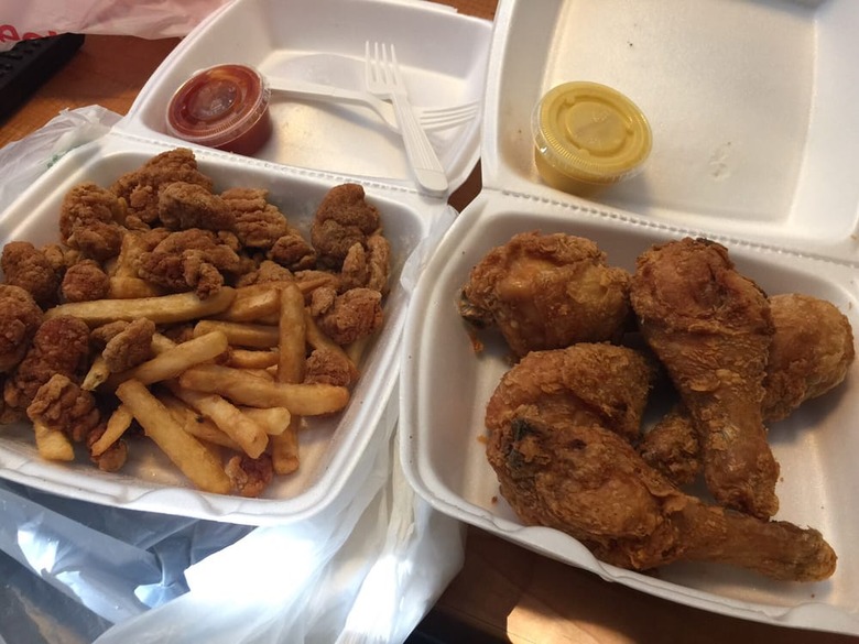 #11 Harold's Chicken Shack, Chicago