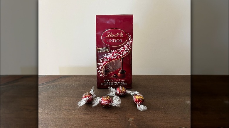 Lindt Lindor double chocolate truffles 