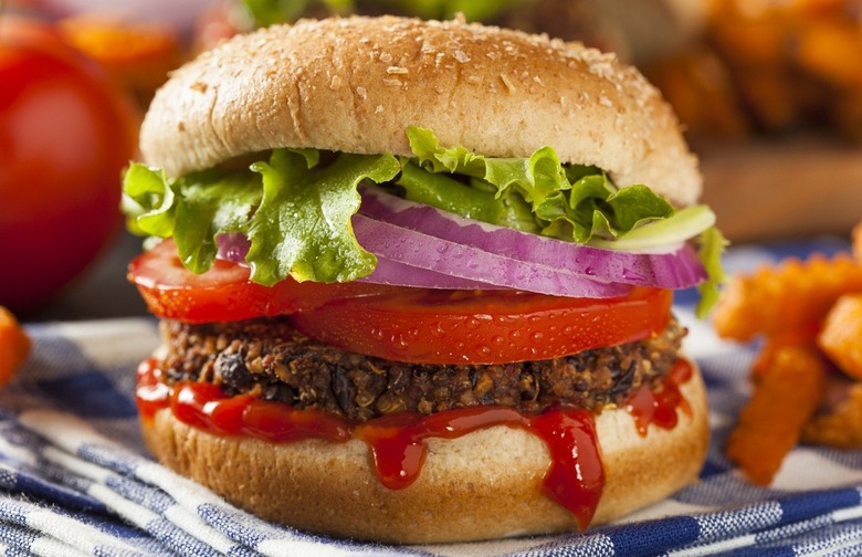 Quinoa Black Bean Veggie Burger