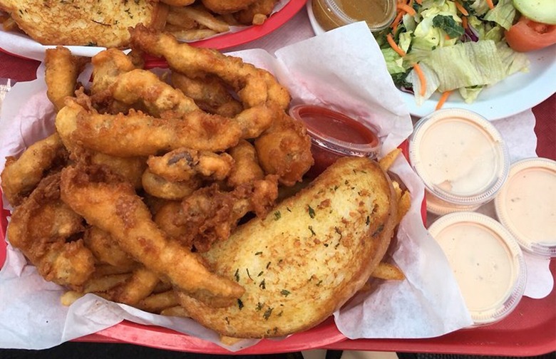 Idaho: Finger Steaks, Westside Drive-In (Boise)