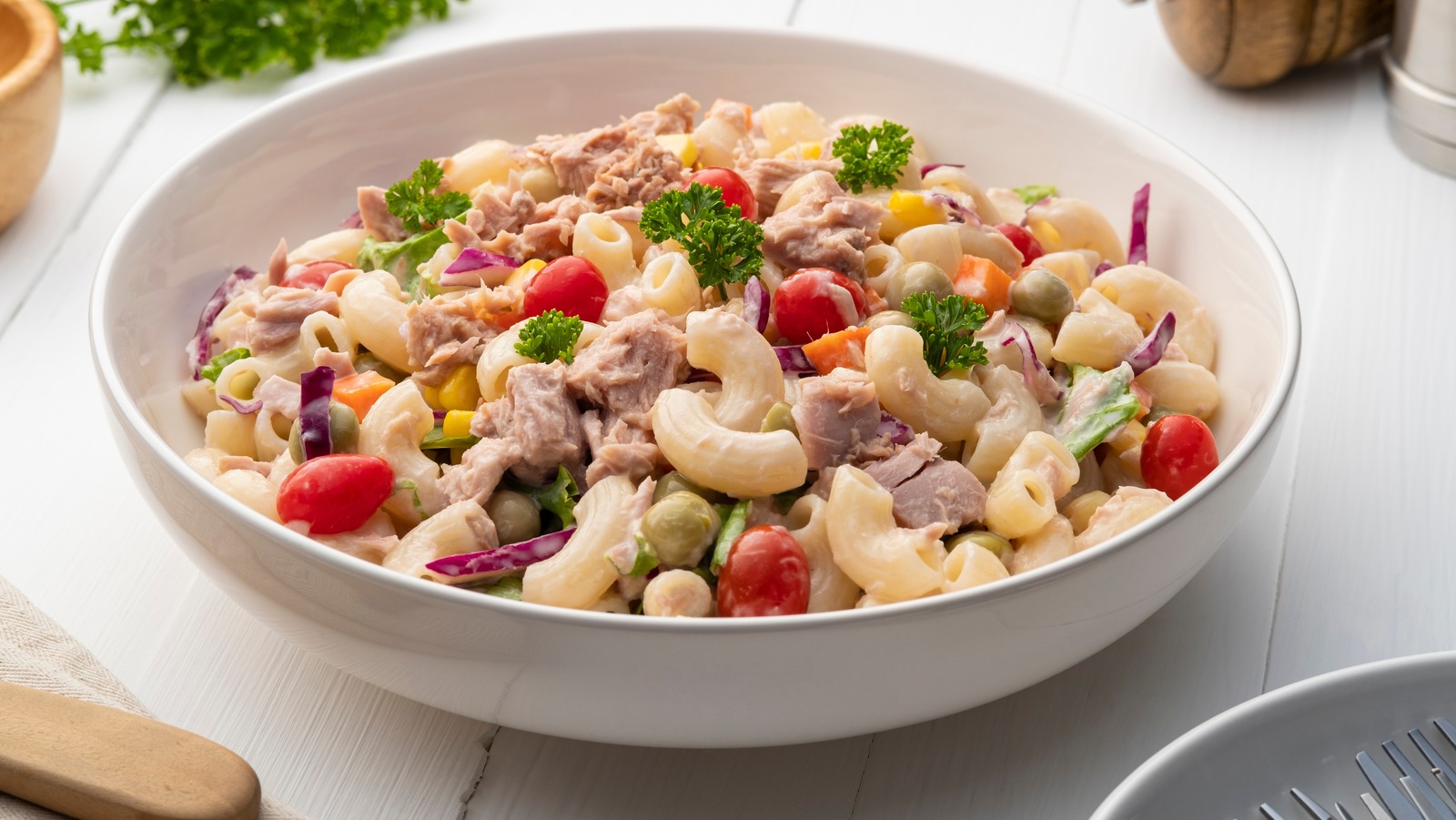 The Absolute Best Type Of Canned Tuna For Macaroni Salad