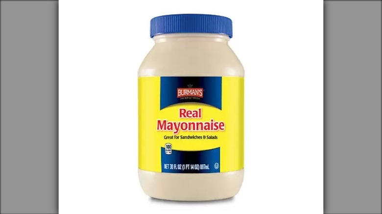 Mayonnaise swirl off white color