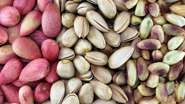 Raw, roasted, and shelled pistachios