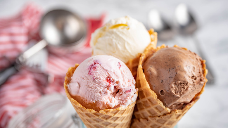 Collection of ice cream cones