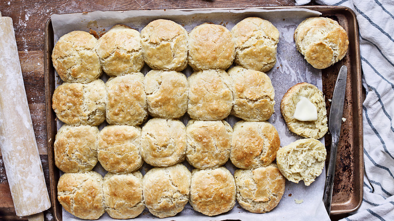 Tray of biscuits 