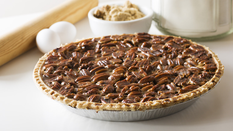 pecan pie with ingredients