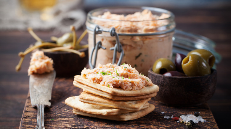 Canned tuna in a glass jar 